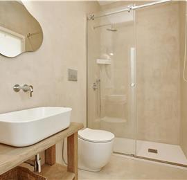 4 bedroom villa with pool, Castellammare del Golfo, sleeps 8-10